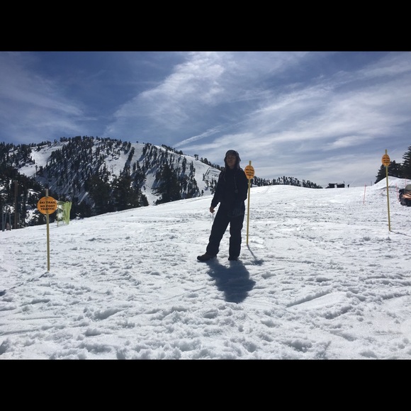 Meet your Posher, Yasmin - Picture 2 of 3